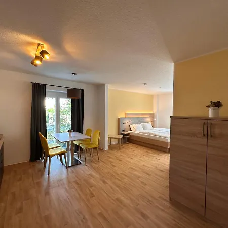 Gaststaette Brauhaus Gmbh Апартаменты